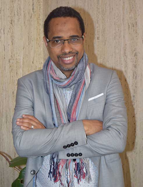 Souleyman Bah, résident du programme Nora, lauréat du prix Théâtre RFI 2020