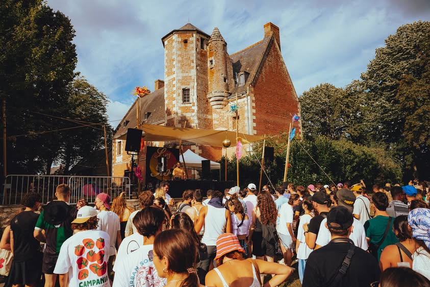 Le château de Plessis-lès-Tours*