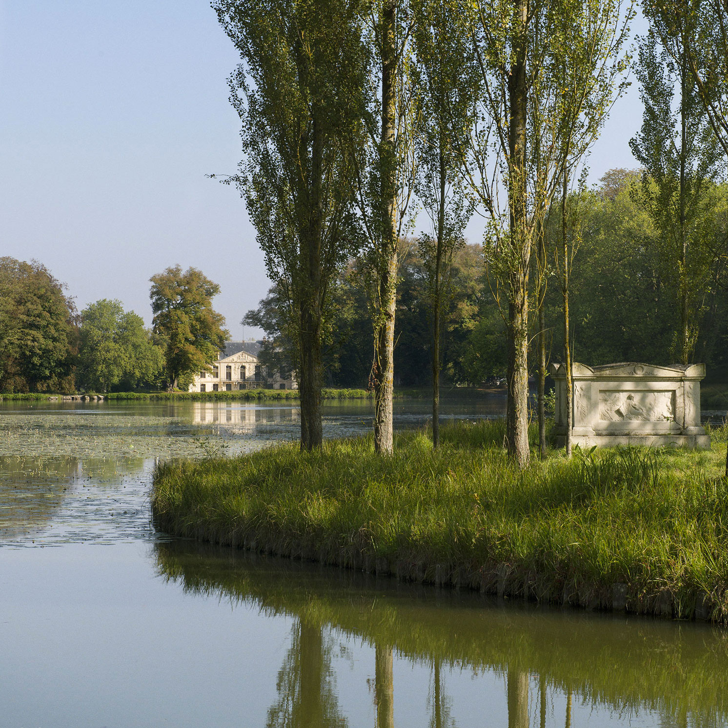 让-雅克·卢梭花园 - Parc Jean-Jacques Rousseau